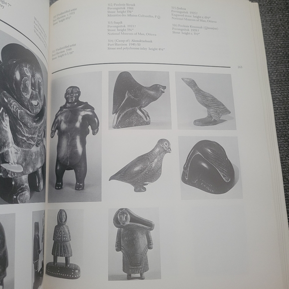 Sculpture of the Eskimo Art book by George Swinton - Picture 9 of 13